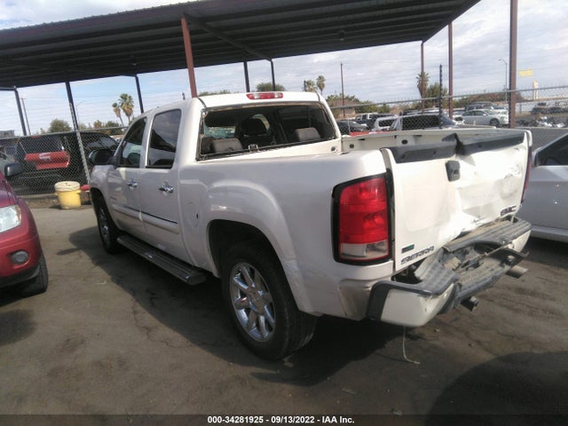 2011 GMC SIERRA 1500 DENALI VIN: 3GTP2XE27BG114796