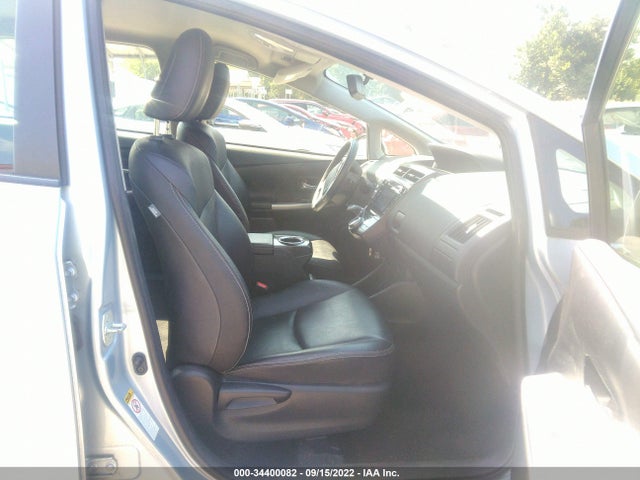 Toyota Prius V Four 2016 JTDZN3EU8GJ048114 Image 5