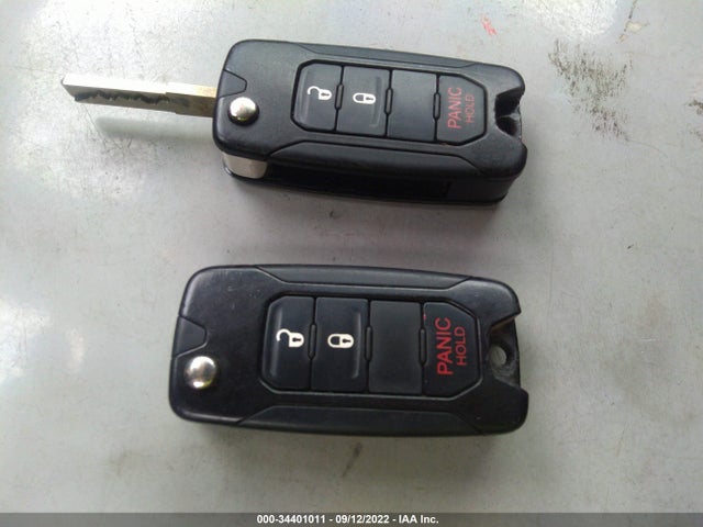 Jeep Renegade Latitude 2015 ZACCJBBHXFPB50239 Image 3