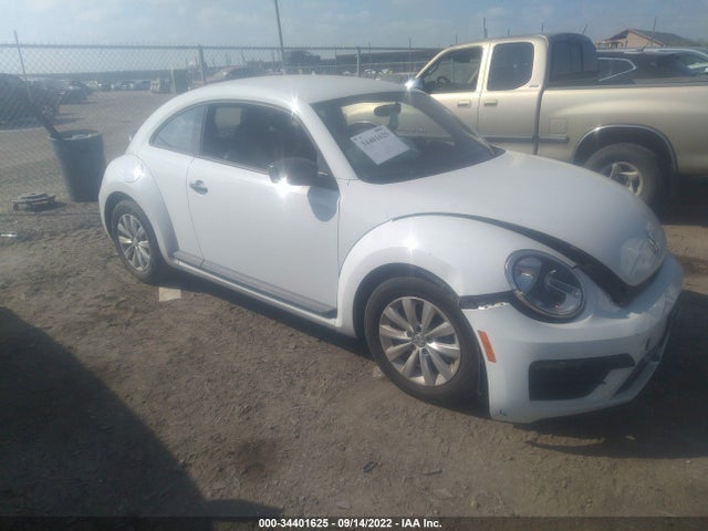 2018 Volkswagen Beetle, VIN: 3VWFD7AT8JM716527