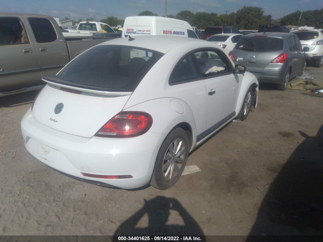 2018 Volkswagen Beetle, VIN: 3VWFD7AT8JM716527