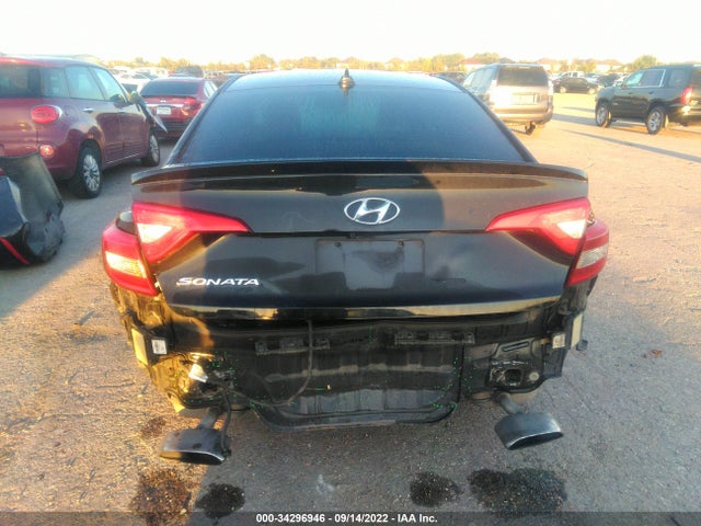 2015 HYUNDAI SONATA 2.4L SPORT VIN: 5NPE34AF3FH095172