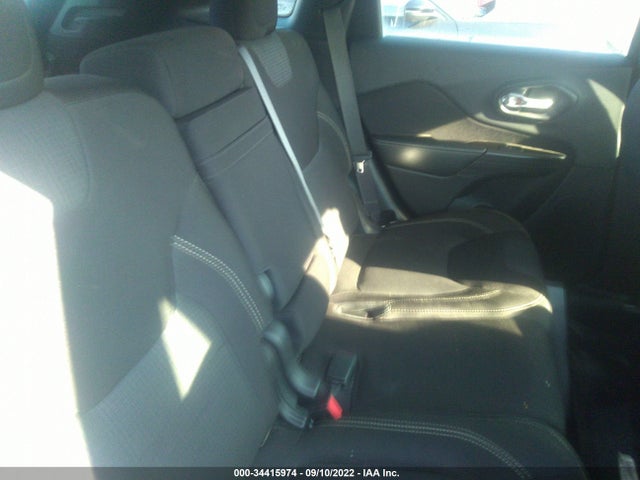 2015 JEEP CHEROKEE LATITUDE VIN: 1C4PJMCSXFW589418