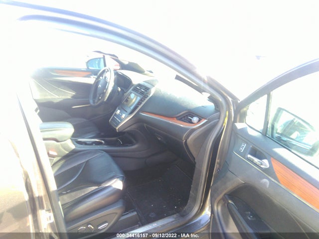 2018 Lincoln MKC, VIN: 5LMCJ2C91JUL23623