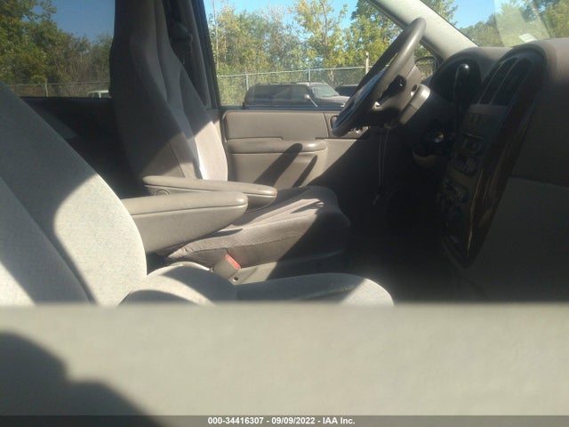 2C4GP24R83R360044 Chrysler Town & Country