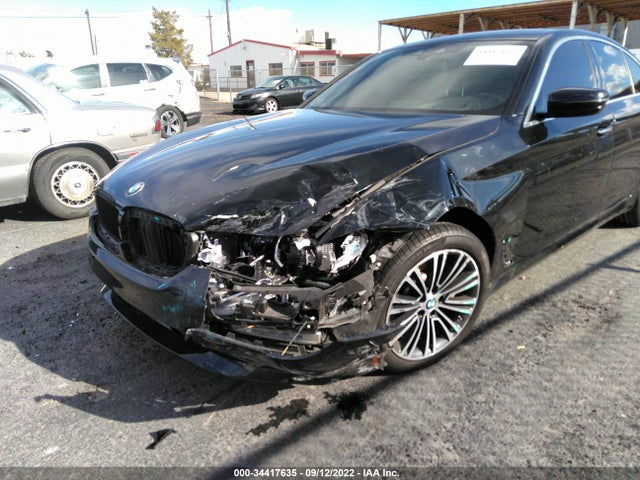 2018 BMW 5 Series, VIN: WBAJA5C53JG899433