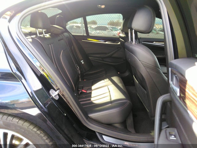 2018 BMW 5 Series, VIN: WBAJA5C53JG899433