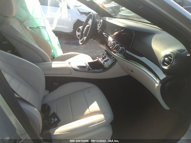 2021 Mercedes-Benz E-Class, VIN: W1KZF8DB9MA921784
