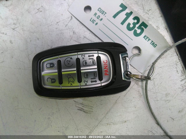 2020 Chrysler Pacifica Hybrid, VIN: 2C4RC1L77LR270446