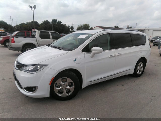 2020 Chrysler Pacifica Hybrid, VIN: 2C4RC1L77LR270446