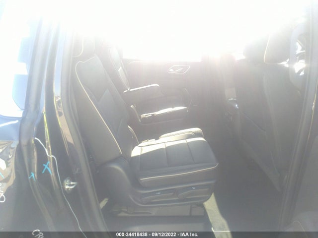 2022 Chevrolet Suburban, VIN: 1GNSKFKD6NR102659