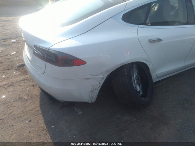 2017 Tesla Model S, VIN: 5YJSA1E22HF201210