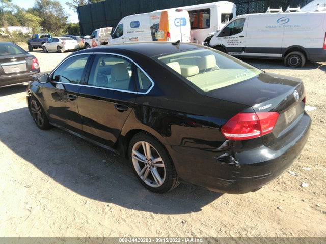 1VWBM7A36CC022910 Volkswagen Passat Se W/sunroof & Nav