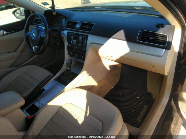 1VWBM7A36CC022910 Volkswagen Passat Se W/sunroof & Nav