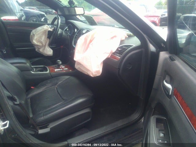 Chrysler 300 2014 2C3CCAAG1EH231017 Image 5