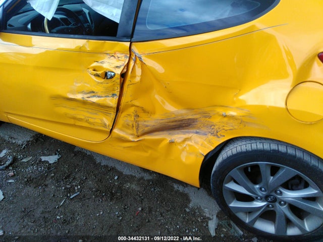 2016 HYUNDAI VELOSTER VIN: KMHTC6AD7GU292883
