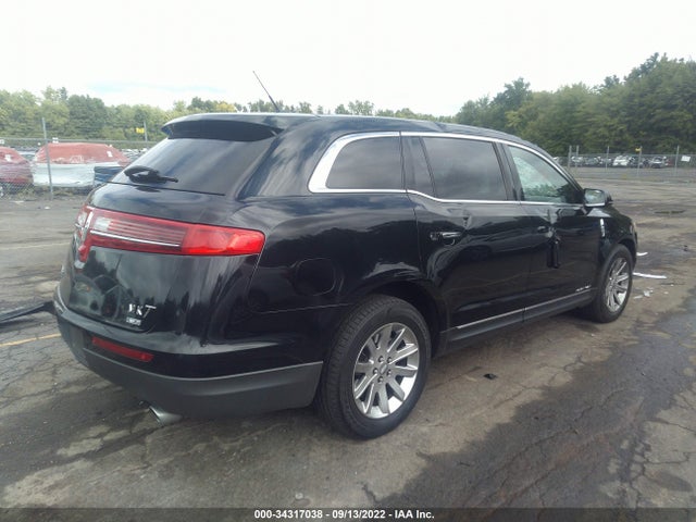 2014 Lincoln MKT, VIN: 2LMHJ5NK1EBL52307