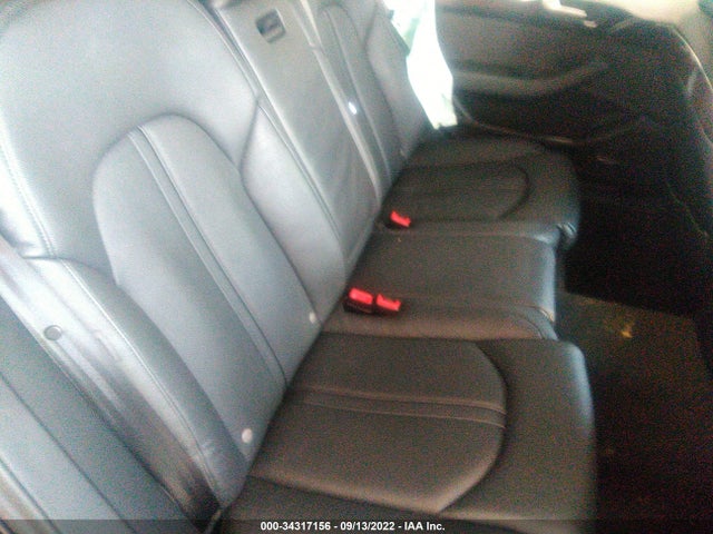 2015 Audi A8, VIN: WAU3GAFD1FN040993