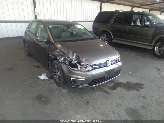 2016 Volkswagen Golf, VIN: WVWKP7AU1GW901822