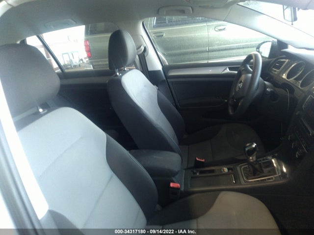 2016 Volkswagen Golf, VIN: WVWKP7AU1GW901822