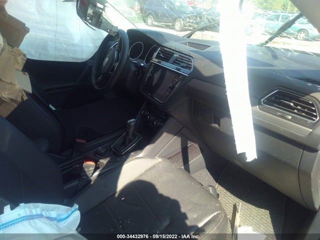 3VV2B7AX6LM065669 Volkswagen Tiguan Se/sel/se R-line Black