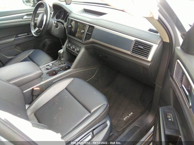 2021 Volkswagen Atlas, VIN: 1V2NR2CA2MC535426