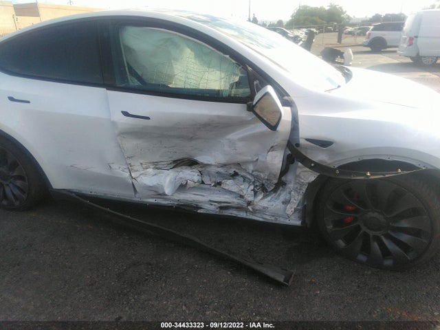 Tesla Model Y Performance 2021 5YJYGDEF1MF072982 Image 6