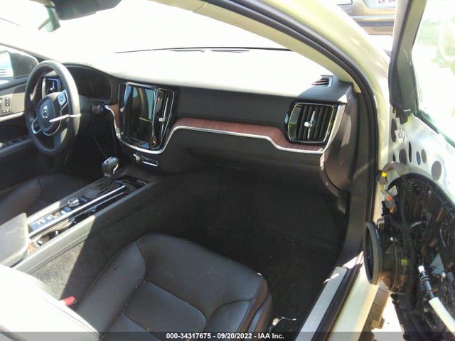 2021 Volvo S60, VIN: 7JR102TZ7MG113274