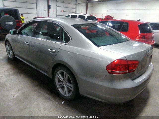 1VWBS7A39EC037992 Volkswagen Passat Se W/sunroof
