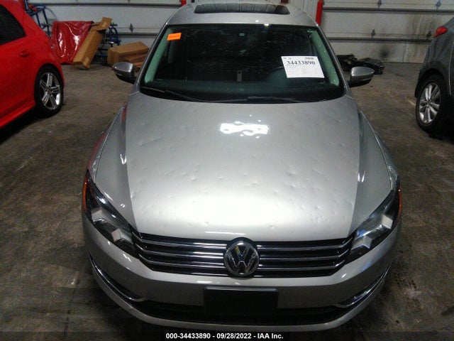 1VWBS7A39EC037992 Volkswagen Passat Se W/sunroof