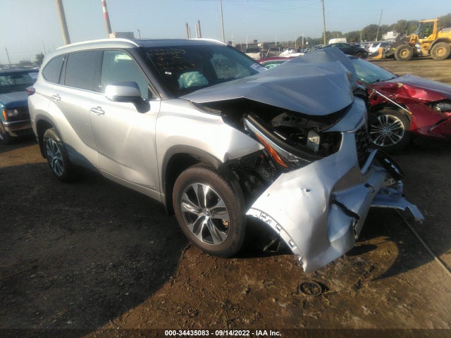2022 Toyota Highlander, VIN: 5TDHBRCHXNS550880