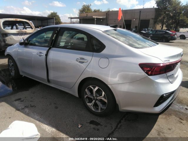 3KPF24ADXKE122081 KIA Forte Lxs