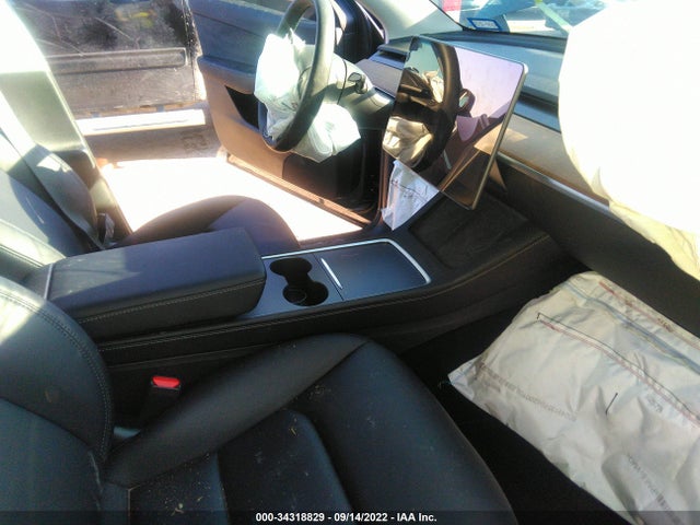 Tesla Model Y Long Range 2022 7SAYGDEEXNF435565 Image 6