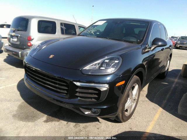 2017 Porsche Cayenne, VIN: WP1AA2A28HKA89358