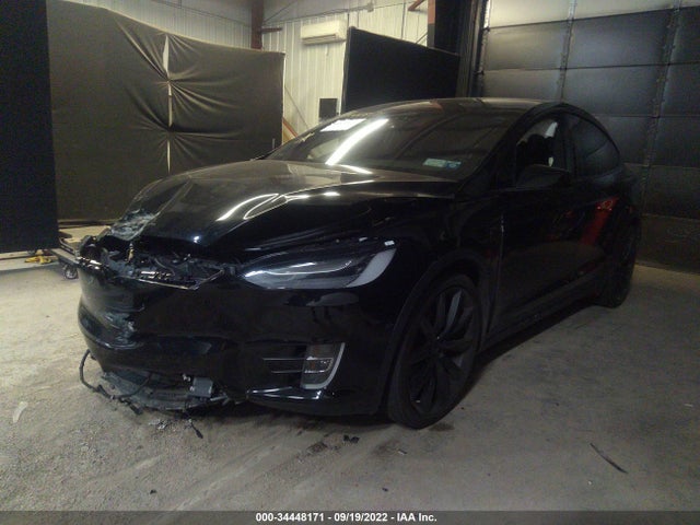 2019 Tesla Model X, VIN: 5YJXCBE44KF186787