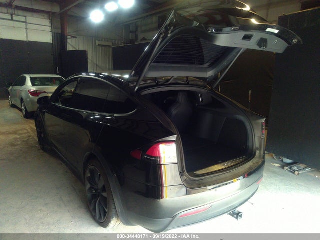 2019 Tesla Model X, VIN: 5YJXCBE44KF186787