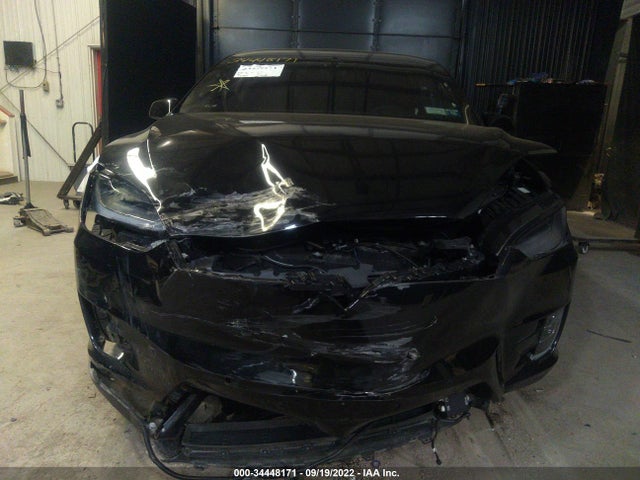2019 Tesla Model X, VIN: 5YJXCBE44KF186787