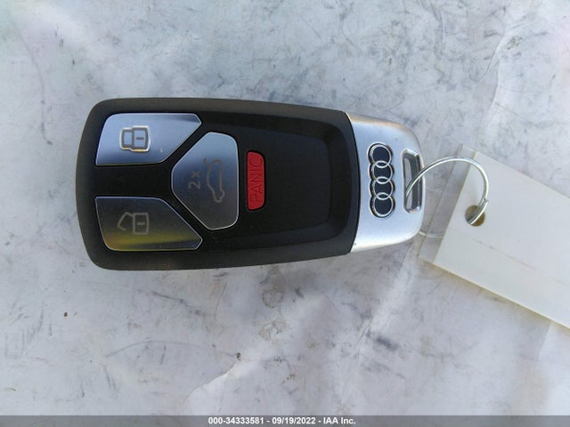 2022 Audi A4, VIN: WAUEAAF47NN007621