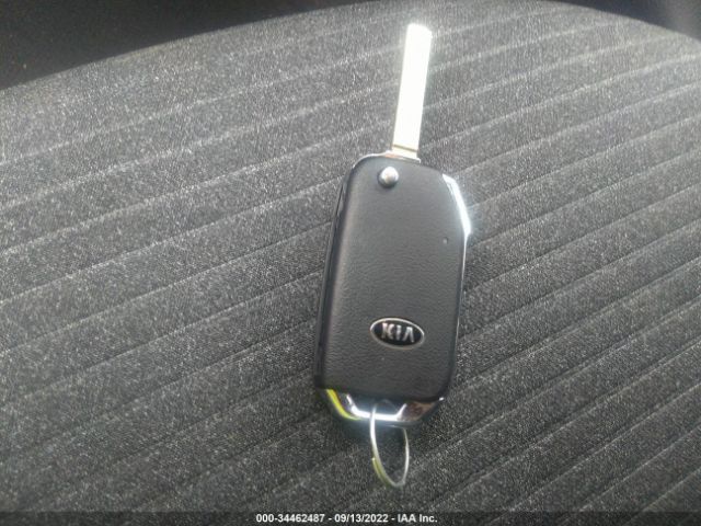 KNDJ23AU7M7776351 KIA SOUL S