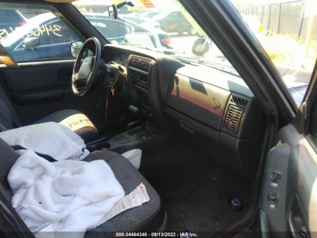 1J4FF68S8XL669945 Jeep Cherokee Sport/classic