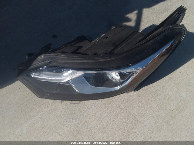 Chevrolet EQUINOX LT 2019 2GNAXKEV1K6168473 Image 12
