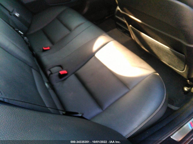 34335351 :رقم المزاد ، WBA5B1C57ED917270 vin ، 2014 Bmw 5 Series 535i مزاد بيع