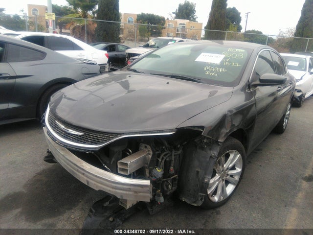 Chrysler 200 Limited 2015 1C3CCCAB4FN687599 Image 2