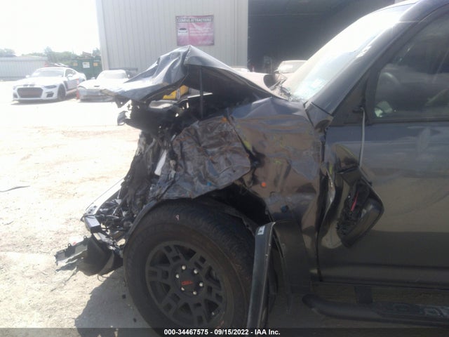 2021 Toyota 4Runner, VIN: JTEEU5JR9M5249471