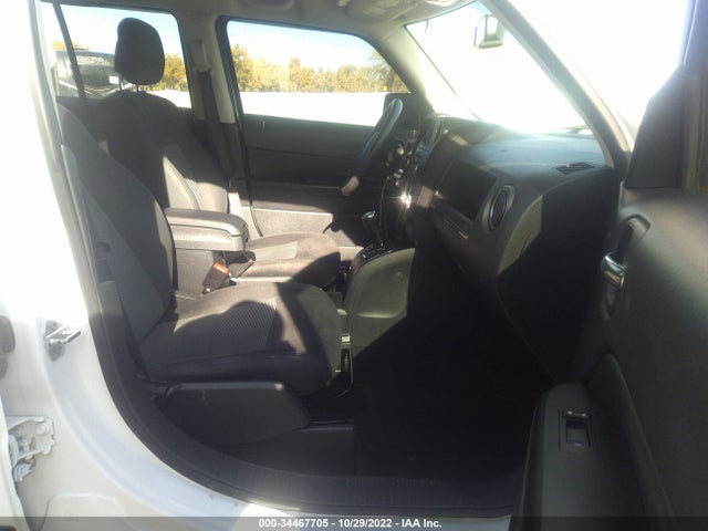 2016 Jeep Patriot, VIN: 1C4NJRBB0GD618590