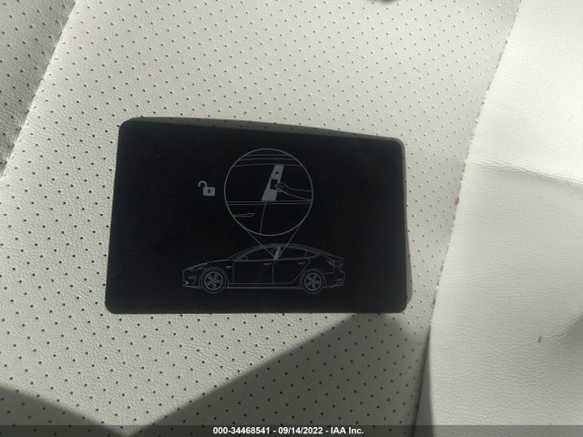 2018 Tesla 3, VIN: 5YJ3E1EA7JF048734