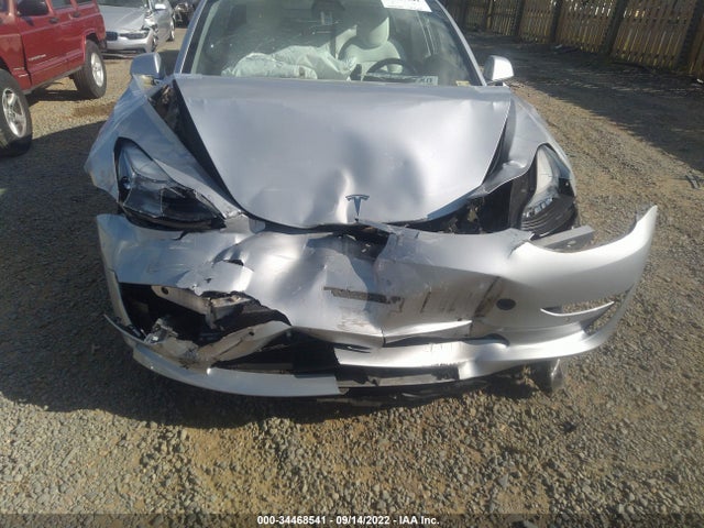 2018 Tesla 3, VIN: 5YJ3E1EA7JF048734