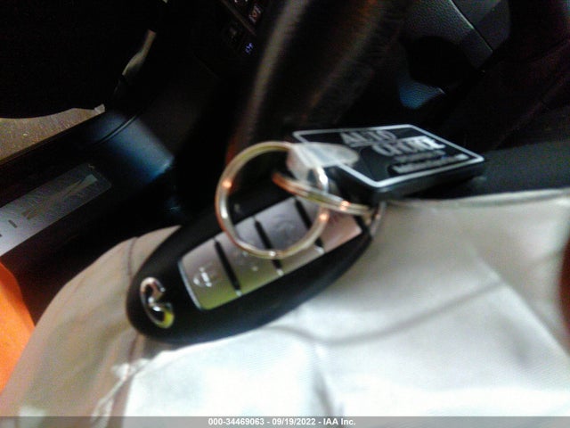 2015 Infiniti QX70, VIN: JN8CS1MW2FM482553