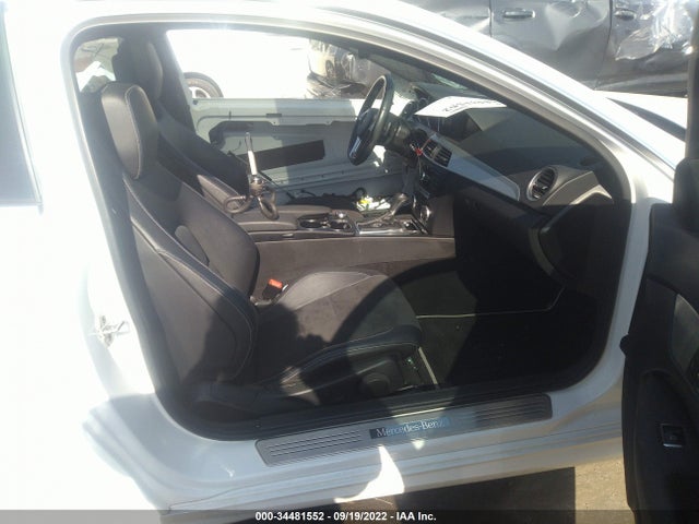 2015 Mercedes-Benz C-Class, VIN: WDDGJ5HB2FG351612