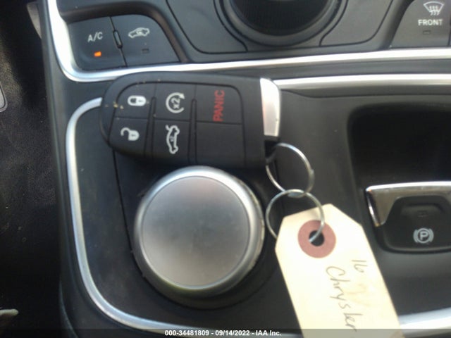 2016 Chrysler 200, VIN: 1C3CCCAB4GN151706